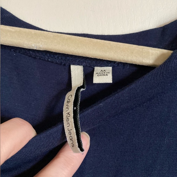 🌞Calvin Klein Navy Beaded Detail on Lower Left Side Long Sleeve Shirt#Gr - Picture 2 of 10